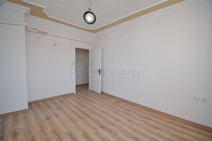 شقة 3+1 في حي ينيغيون-أنطاليا 