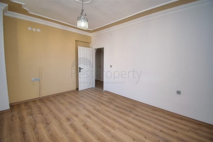 شقة 3+1 في حي ينيغيون-أنطاليا 