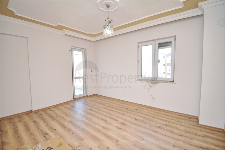 شقة 3+1 في حي ينيغيون-أنطاليا 