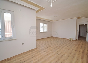 شقة 3+1 في حي ينيغيون-أنطاليا 