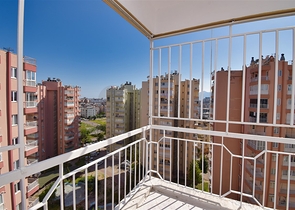 شقة 3+1 في حي ينيغيون-أنطاليا 