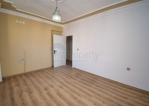 شقة 3+1 في حي ينيغيون-أنطاليا 