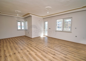 شقة 3+1 في حي ينيغيون-أنطاليا 