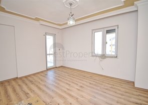 شقة 3+1 في حي ينيغيون-أنطاليا 