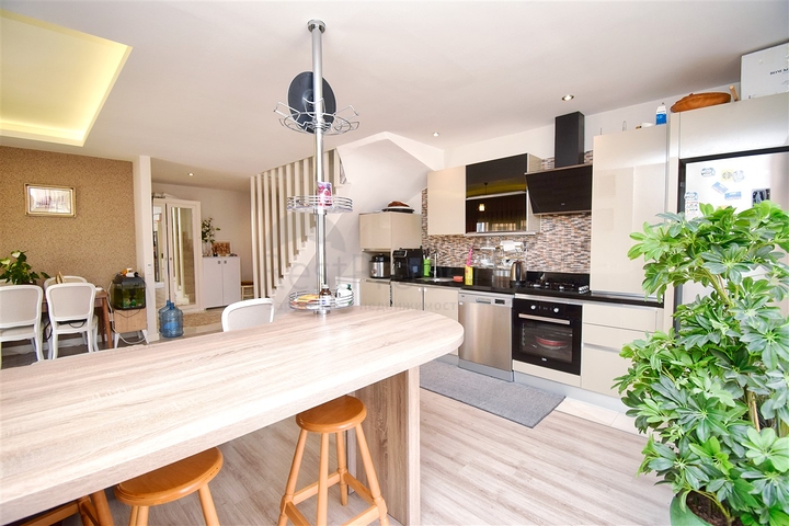 شقة 3+1 في جوزيلوبا - حي أنطاليا  