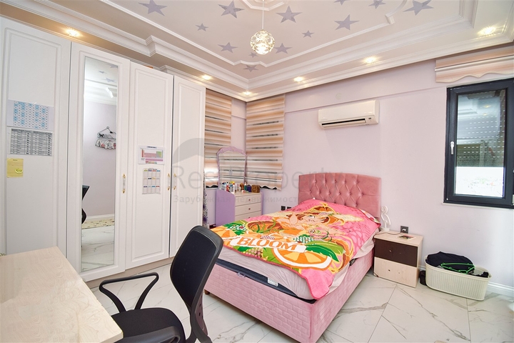 شقة دوبلكس 5 + 1 في كاجلايان - حي أنطاليا 