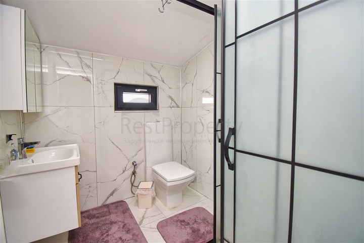 شقة دوبلكس 5 + 1 في كاجلايان - حي أنطاليا 