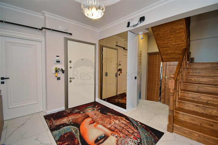 شقة دوبلكس 5 + 1 في كاجلايان - حي أنطاليا 