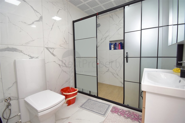 شقة دوبلكس 5 + 1 في كاجلايان - حي أنطاليا 