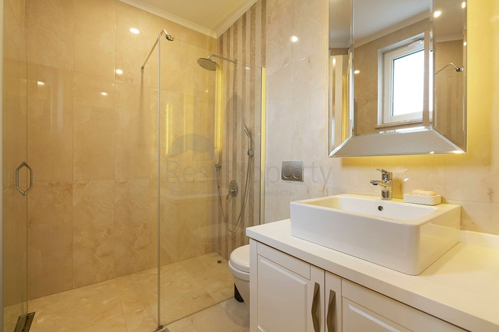 فيلا 4+2 في دوشيمالتي-منطقة أنطاليا 