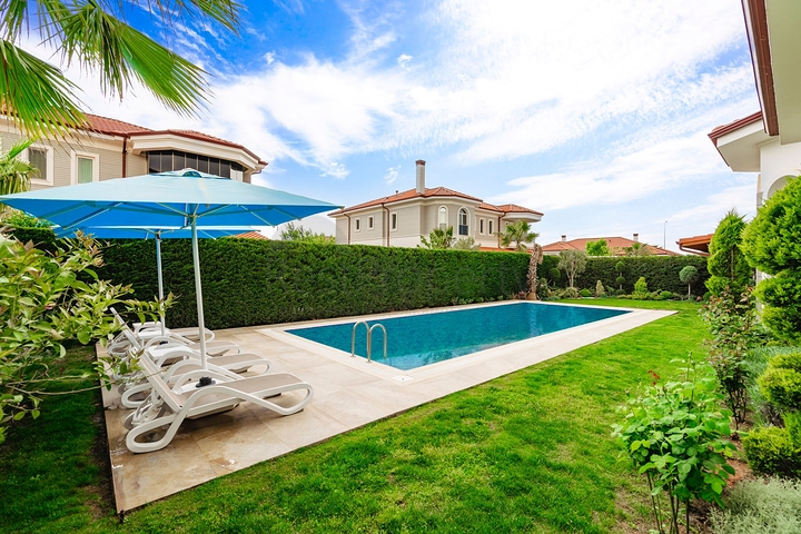 فيلا 4+2 في دوشيمالتي-منطقة أنطاليا 