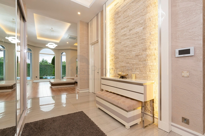 فيلا 4+2 في دوشيمالتي-منطقة أنطاليا 