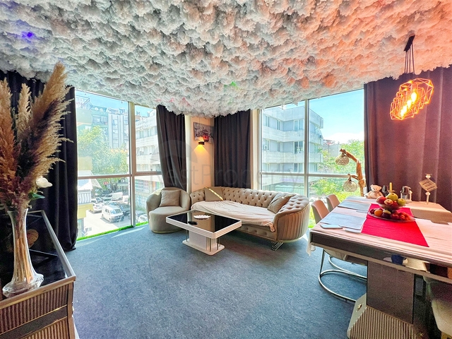 شقة 1 + 1 في وسط مدينة أنطاليا