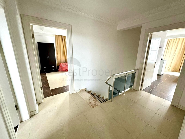 فيلا 4 + 1 في منطقة بيليك أنطاليا