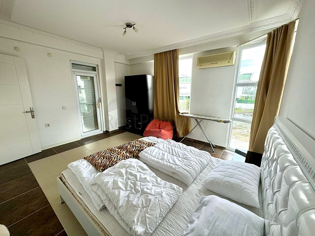 فيلا 4 + 1 في منطقة بيليك أنطاليا