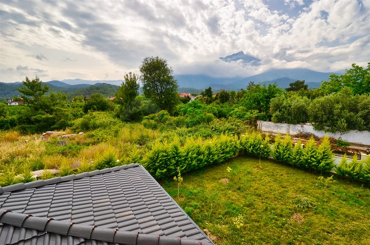 فيلا 4+1 في حي تيكيروفا-أنطاليا