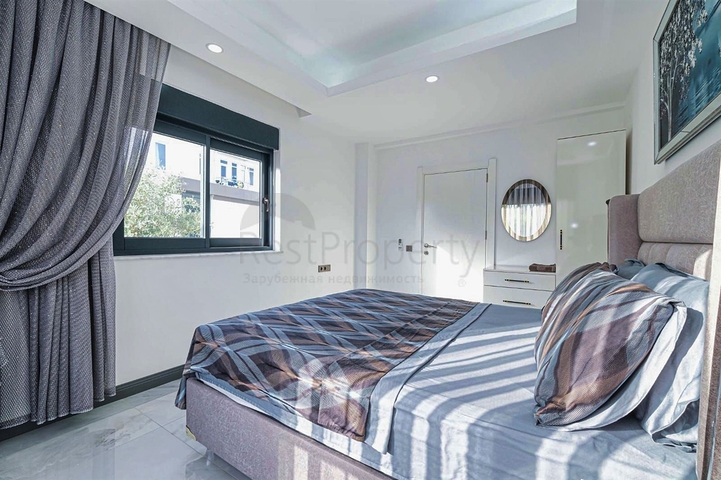 فيلا 4+1 في حي تيكيروفا-أنطاليا