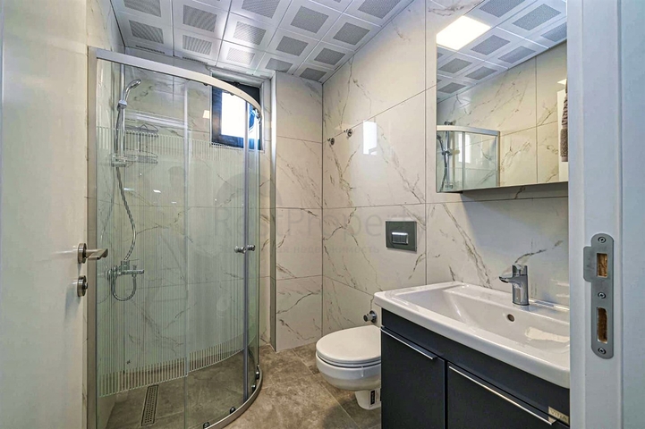 فيلا 4+1 في حي تيكيروفا-أنطاليا