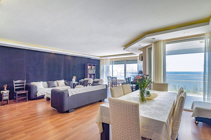 شقة 3+1 في حي شيرينالي-أنطاليا