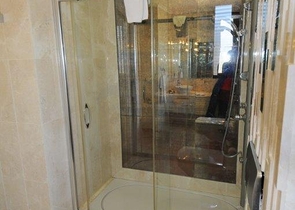 فيلا رائعة في أضخم مجمعات ألانيا Gold city  للبيع