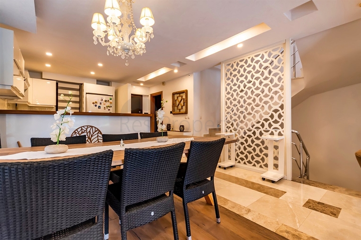 فيلا 5+2 في ساريسو - حي أنطاليا