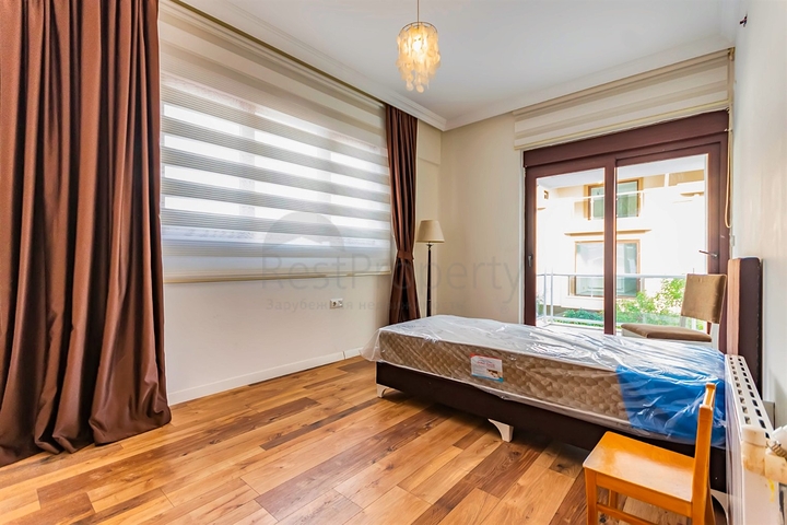 فيلا 5+2 في ساريسو - حي أنطاليا