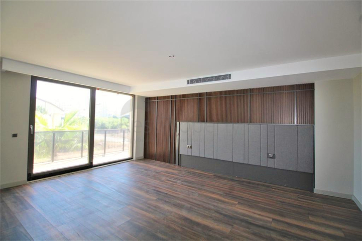 فيلا 6+1 في جوزيلوبا - حي أنطاليا