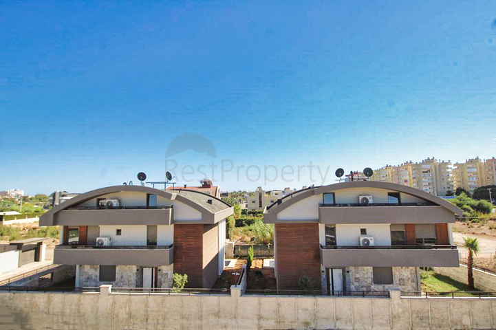 فيلا 6+1 في جوزيلوبا - حي أنطاليا