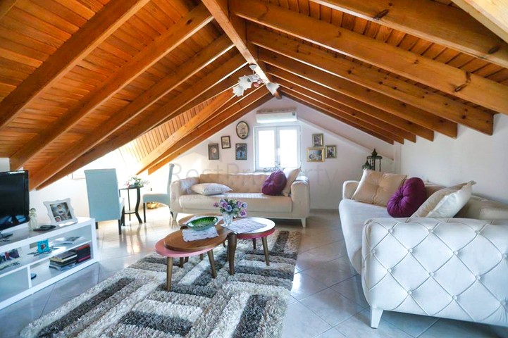 فيلا 4+1 في كيمير-منطقة أنطاليا