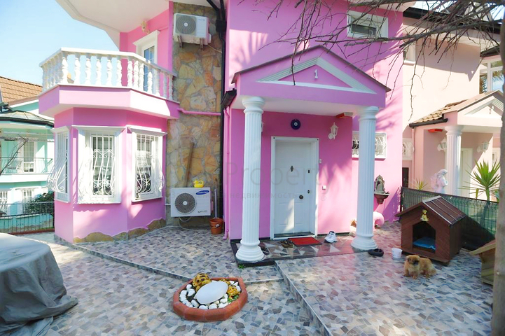 فيلا 4+1 في كيمير-منطقة أنطاليا