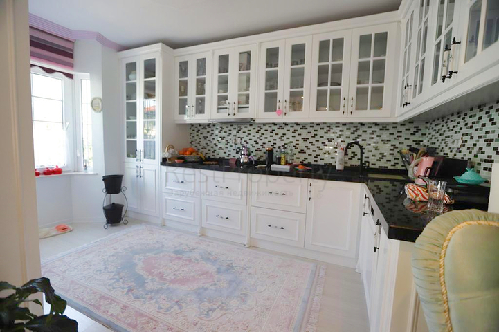 فيلا 4+1 في كيمير-منطقة أنطاليا