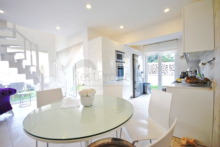 فيلا 3+1 في كيمير-منطقة أنطاليا