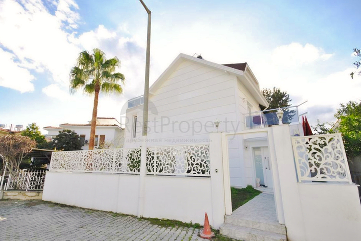 فيلا 3+1 في كيمير-منطقة أنطاليا