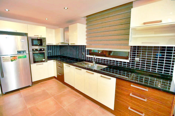 فيلا 3+1 في كيمير-منطقة أنطاليا