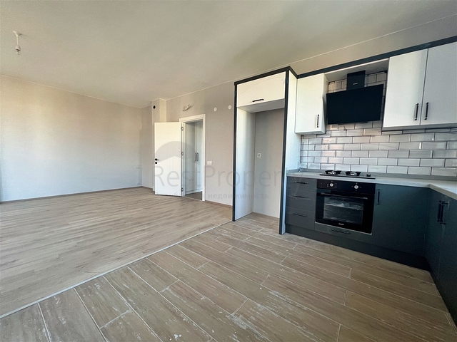 شقة 2 + 1 في حي إرمينيك أنطاليا 