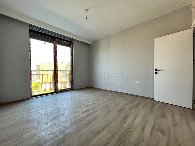 شقة 2 + 1 في حي إرمينيك أنطاليا 