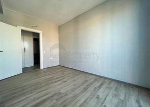 شقة 2 + 1 في حي إرمينيك أنطاليا 