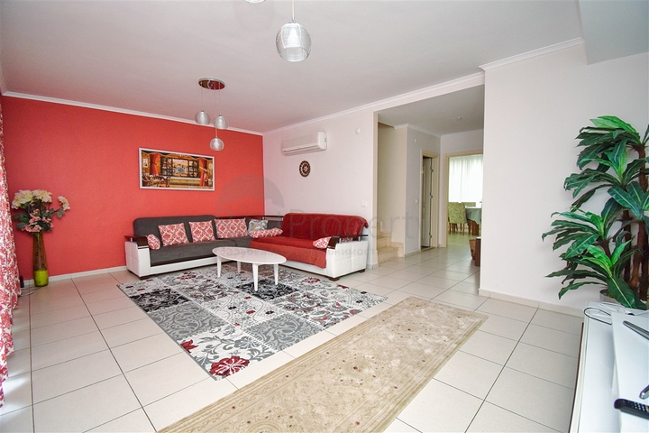 شقة 3+1 في كيمير-منطقة أنطاليا 