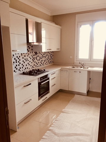 شقة غرفتين وصالة في منطقة فخمة