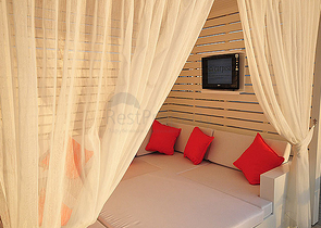 فيلات من الطراز الفاخر ضمن ارقى المجمعات في الانيا 