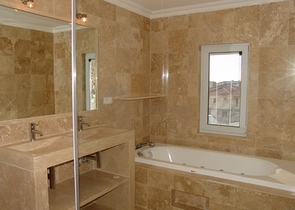 فيلات من الطراز الفاخر ضمن ارقى المجمعات في الانيا 