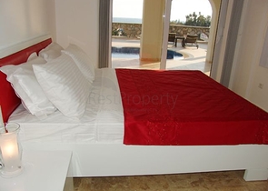 فيلات من الطراز الفاخر ضمن ارقى المجمعات في الانيا 