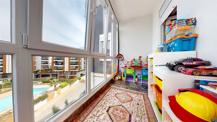 شقة دوبلكس 6 + 1 في حي أوندزالي - أنطاليا 