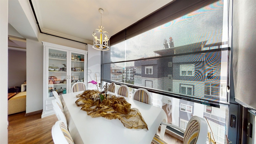 شقة دوبلكس 6 + 1 في حي أوندزالي - أنطاليا 