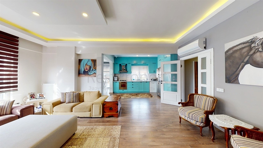 شقة دوبلكس 6 + 1 في حي أوندزالي - أنطاليا 