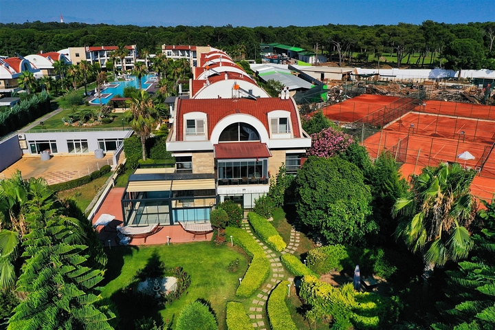 فيلا 4+1 في قادري-حي أنطاليا 