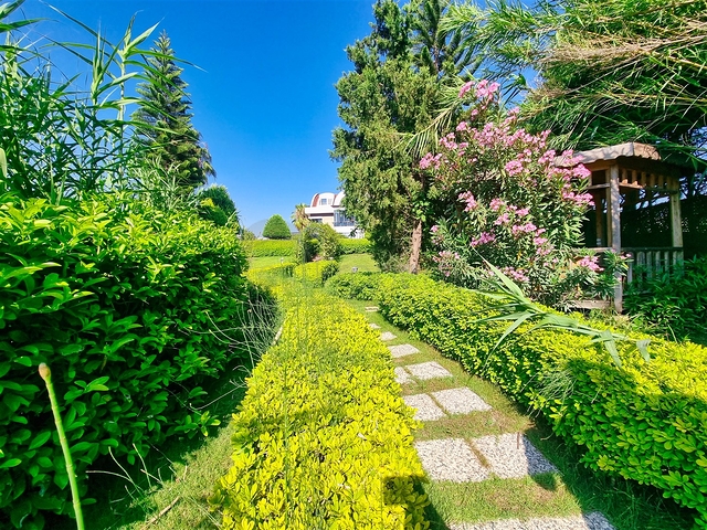 فيلا 4+1 في قادري-حي أنطاليا 