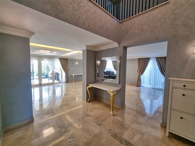 فيلا 4+1 في قادري-حي أنطاليا 