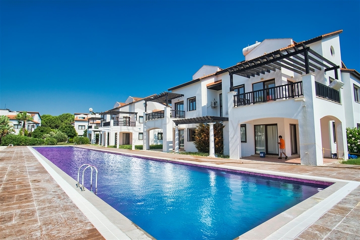 شقق 1+1 و 2+1 في منطقة بيليك أنطاليا 