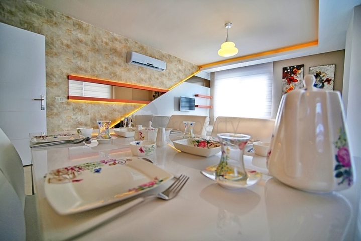 شقق فاخرة من قبل شركة البناء في منطقة محمودلار – ألانيا